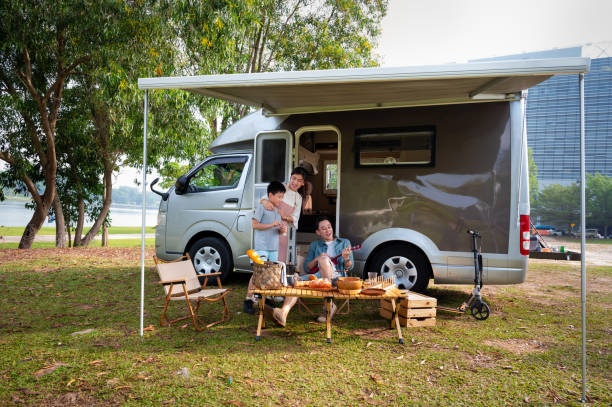 Thule Omnistor 1200 Awning - family caravan picnic vacation at public park